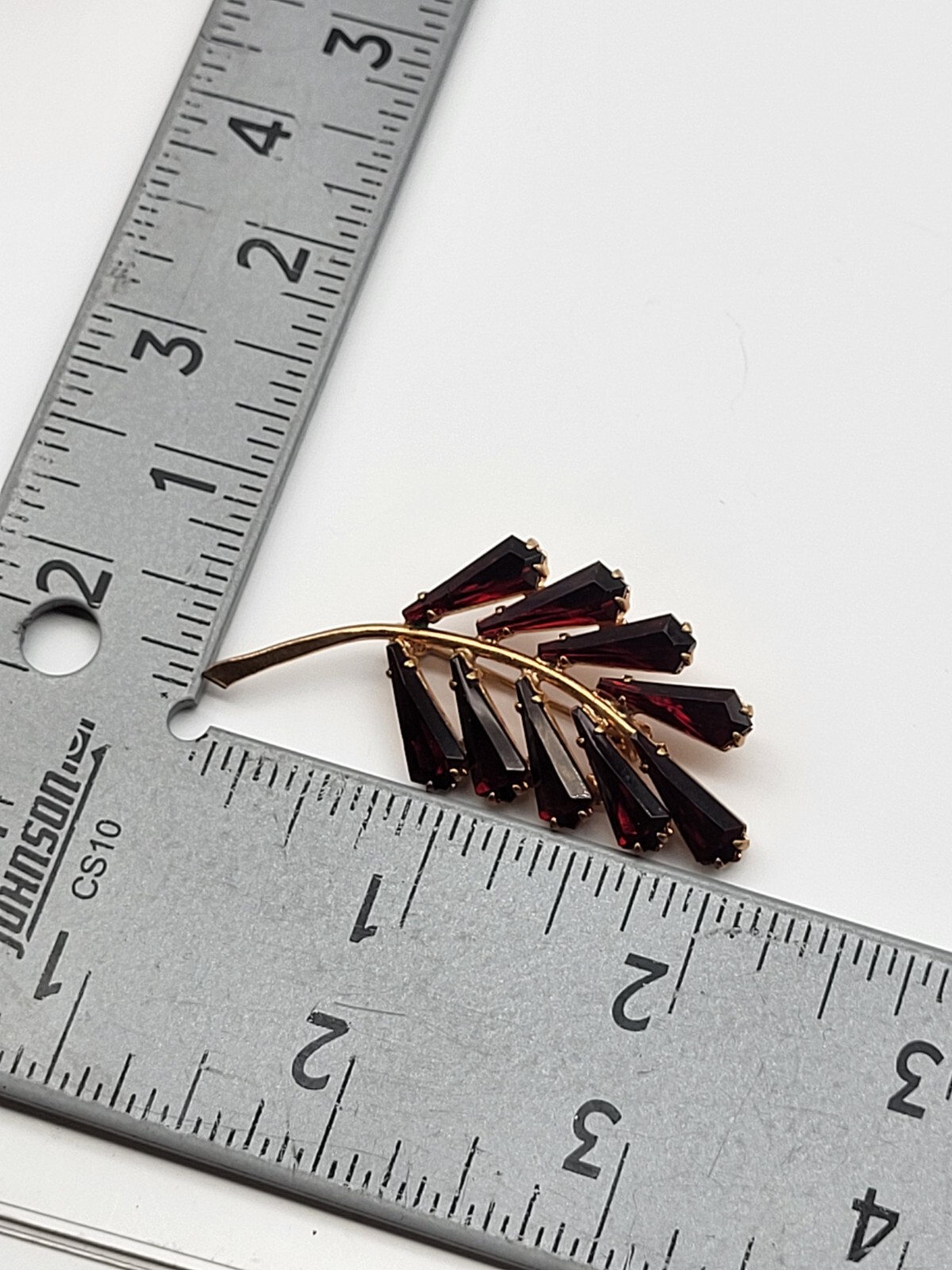 Stunning Red Rhinestone Sprig Leaf Brooch pin Unsigned beauty