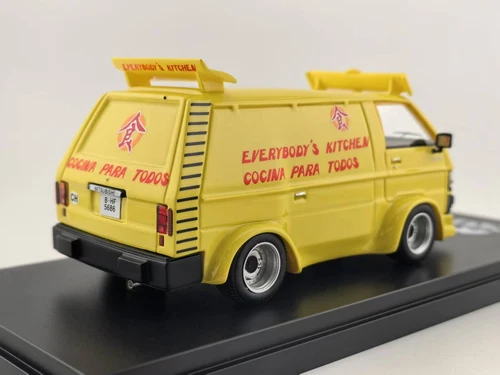 Good Smile Delica Mitsubishi L300 1/43 Jackie Chan's Fast Food Truck Resin Model - Picture 4 of 8