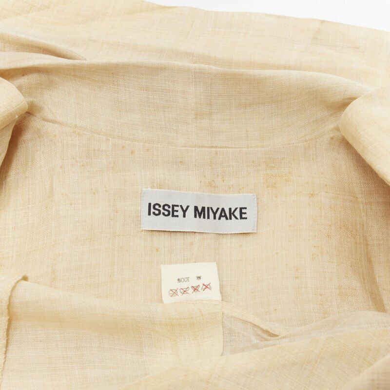 ISSEY MIYAKE 1991 Vintage Runway Dinosaur architectural ISSEY MIYAKE 1991 Vintage Runway Dinosaur architectural