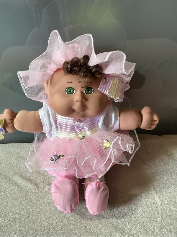 Adorable 1995 Vintage Xavier Robert’s Ballerina Baby Cabbage Doll 