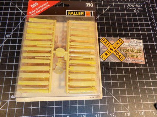 HO Faller 589 212 piezas de madera (122302) | Condition: Used