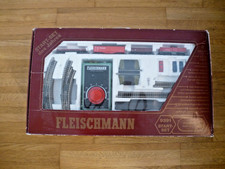 FLEISCHMANN piccolo A+B 9391 Start-Set Spur N * Lok Waggons Schienen Trafo