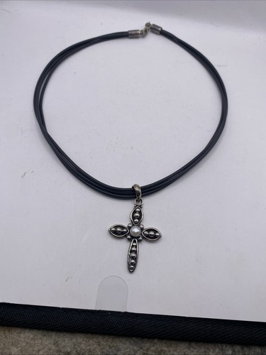 SILPADA 925 STERLING SILVER  AND PEARL CROSS NECKLACE PENDANT