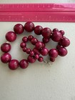 Authentic Vintage Wood Graduated Bead Necklace Pink Maroon Magenta Valentines — photo 2