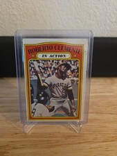 1972 Topps - In Action Roberto Clemente #310 Pittsburgh Pirates HOF Legend MLB
