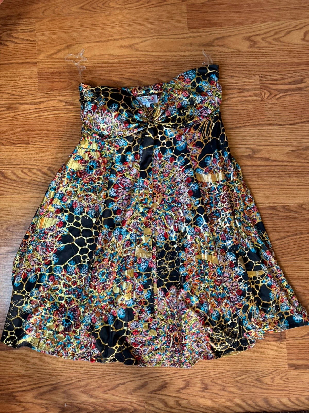 Floral Maxi Dress large Brand New
Opens in a new window or tab