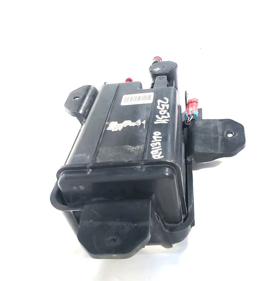 Hyundai Santa FE 2010 OEM 3,5 L bote de vapor de combustible Foto 4 de 4