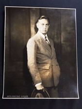 PUBLICITY PHOTOGRAPH OF ACTOR JOHN BARRYMORE