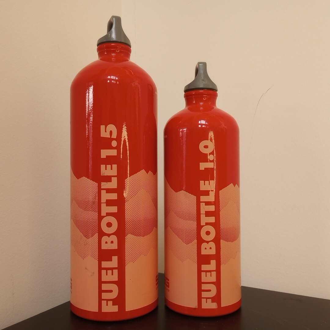 2 SIGG Camping Fuel Bottles Red Gray Cap 49 & 31 Fl Oz 1400 & 890 ml