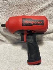 Snap-on Tools Pt850 12 Drive Air Impact Wrench