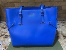 Michael Kors Voyager & Wallet East West Tote Blue