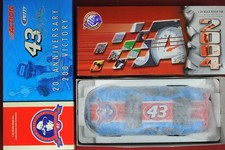 Richard Petty 43 20th Anniversary 200th Victory 2004 Dodge Intrepid RCCA