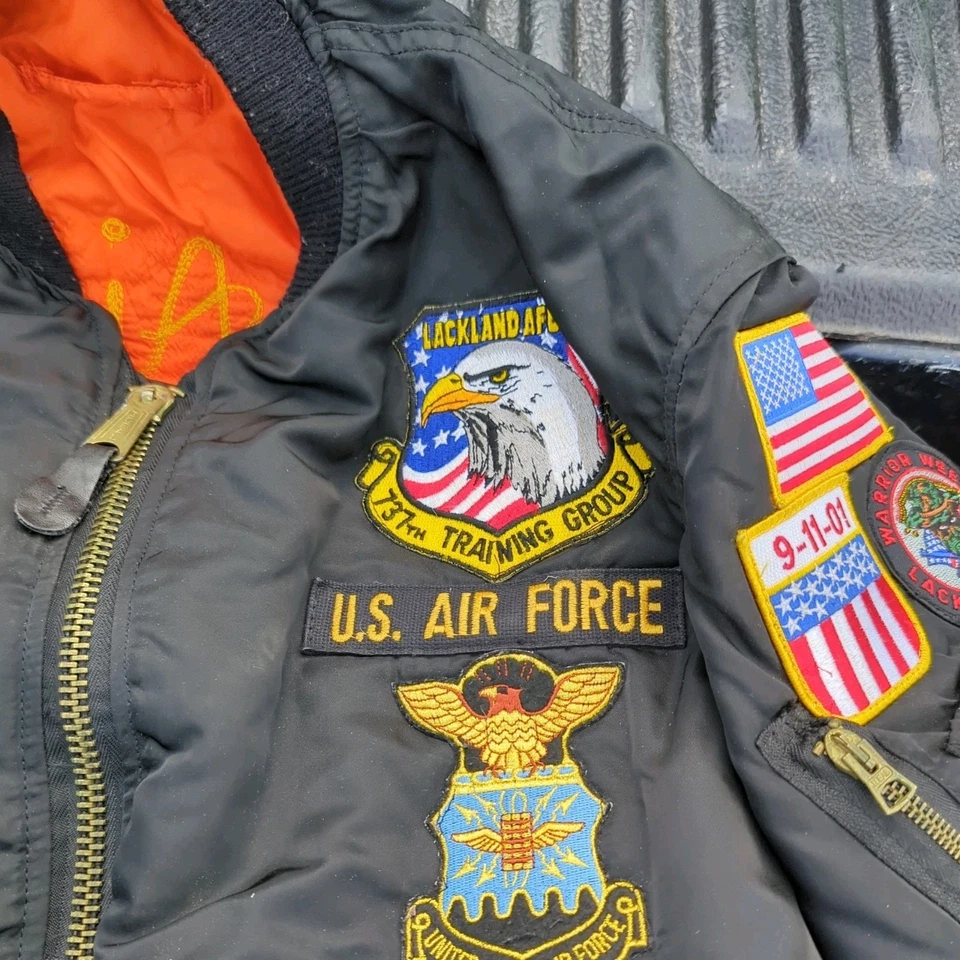 Air Force Vintage NY/TX -1 flight / Flying USAF bomber jacket With Patches XL - Image 4 of 4