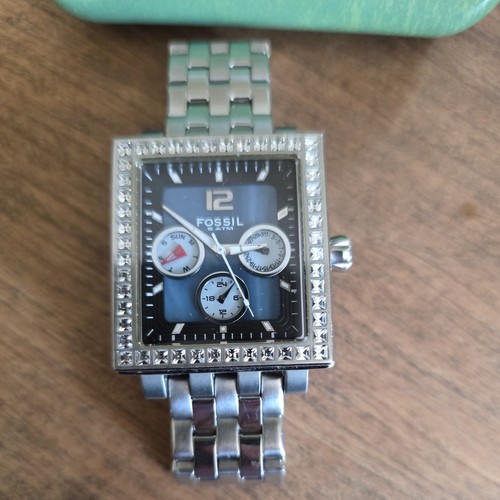 Fossil BQ9365 Women’s Blue Mother of Pearl Crystal Bezel Multifunction Watch