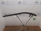 Rail inférieur de porte coulissante
