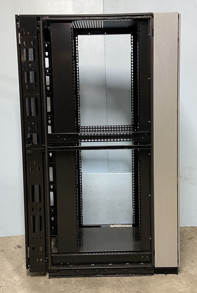 Dell Rittal 0RXYFT 42U Server Network Cabinet Rack w/ Casters 7907076 2 ...