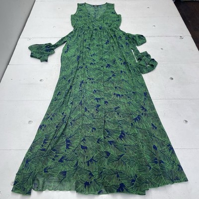green emerald velvet dress Vici Hunter Green Eyelet Long Sleeve Dress- Size S – The Saved Collection main image 1