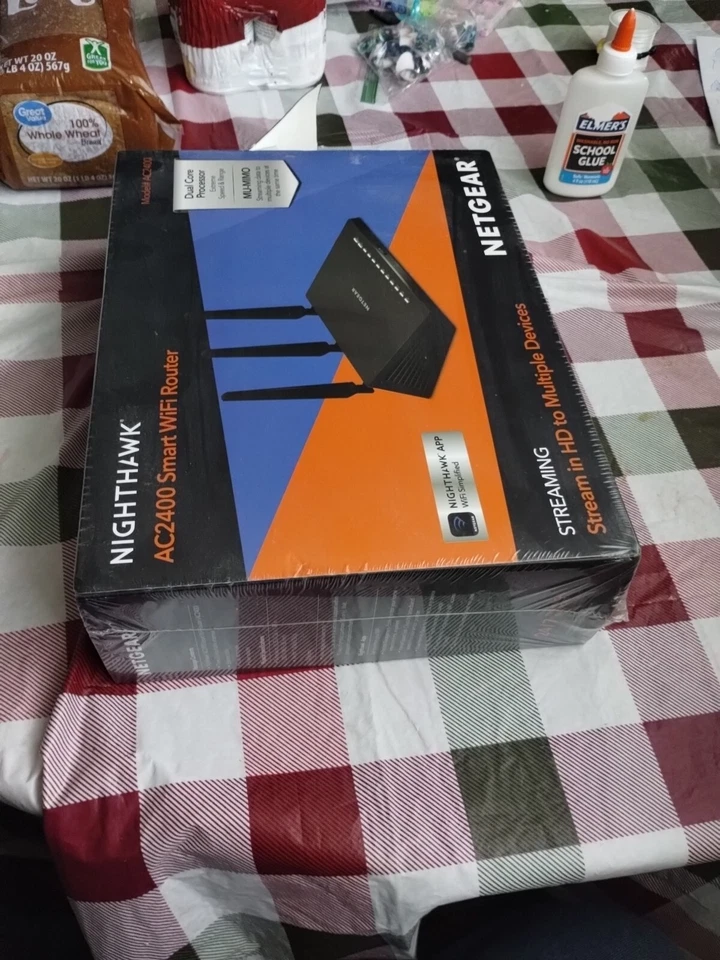 Netgear Nighthawk AC2400 Smart WiFi Router,Brand New,Not Open,Original Wrapping - Image 3 of 4