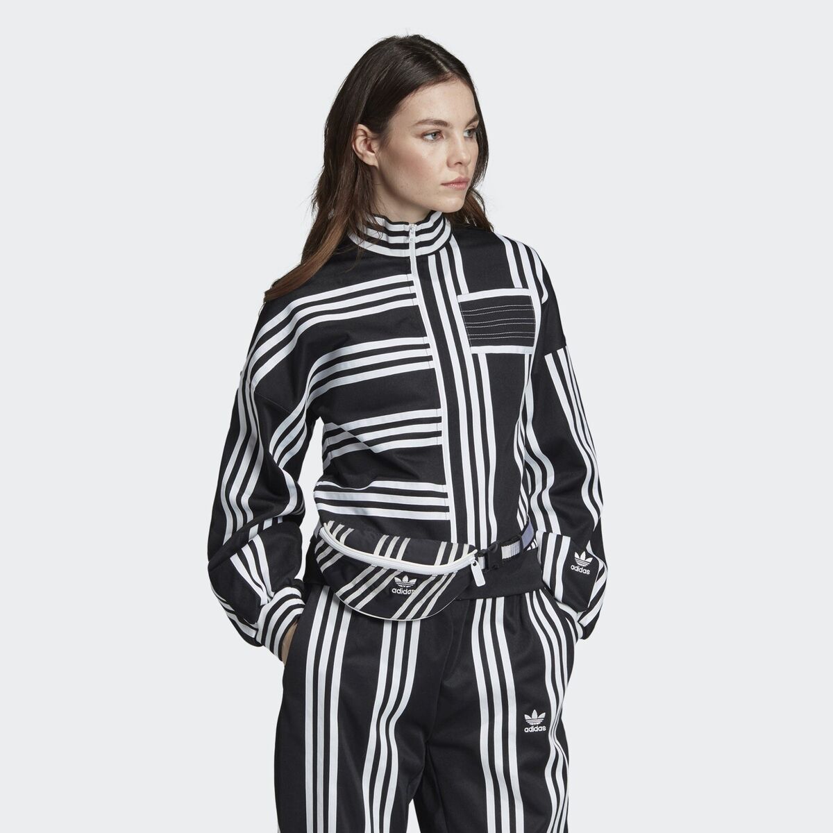 ADIDAS ORIGINALS X JI WON CHOI TRACK JACKET TOP FJ9311 Black ADIDAS ORIGINALS X JI WON CHOI TRACK JACKET TOP FJ9311 Black