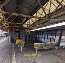 Photo 6x4 Metal benches on Caerphilly railway station Caerphilly/Caerffi c2021