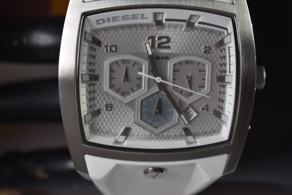 DIESEL腕時計 RARE! Large Diesel DZ4163 Men's White Rubber Chronograph