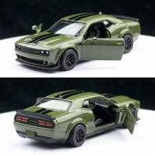 1:44 Diecast Dodge Challenger Hellcat SRT Metal Car Model Toy Pull Back Gift