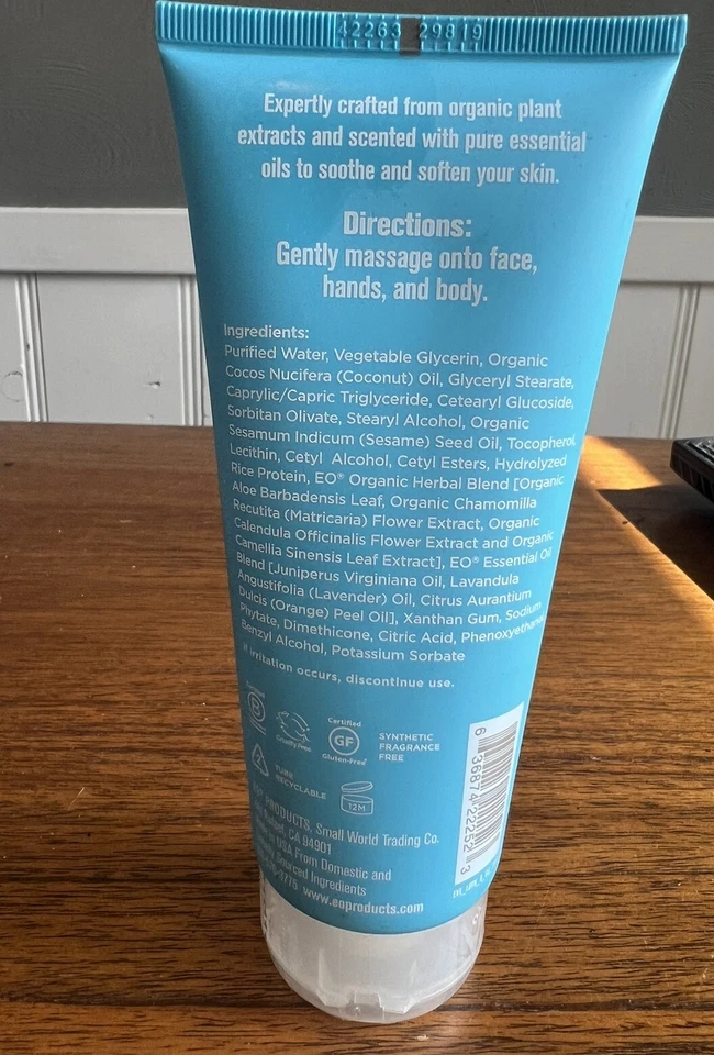 EO Everyone Loción Manos, Cara y Cuerpo 3 en 1 Cedro + Cítricos 6 FL Oz. Difícil de encontrar. Foto 2 de 2