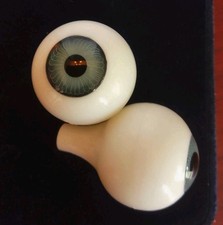 Vintage Unbranded Acrylic Doll Eyes Round Gray 26mm