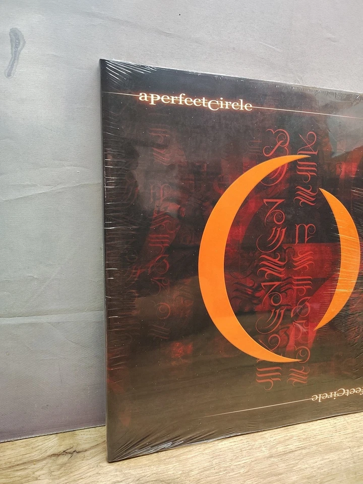 A Perfect Circle ~ MER DE NOMS, 2xLP Zoetrope Vinyl - Limited 25th Anniversary - Image 2 of 4