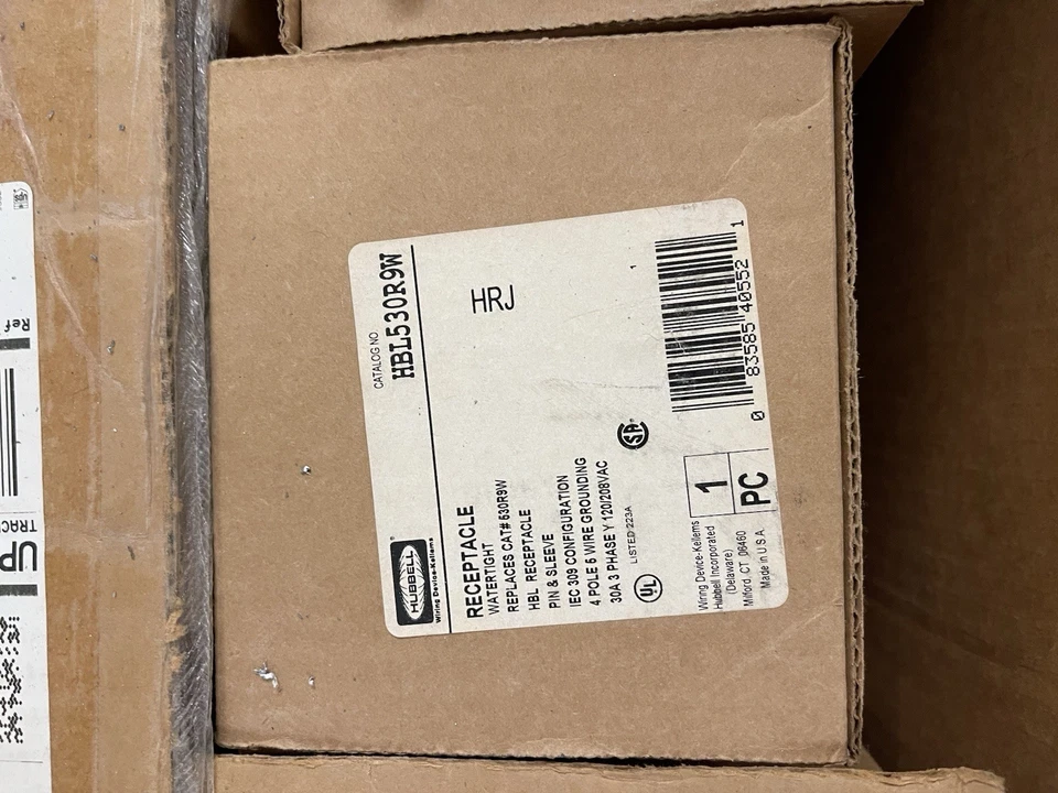 Hubbell HBL530R9W Pin And Sleeve Receptable Watertight 30A 4P 5W 3Ph 120/280VAC - Image 3 of 3