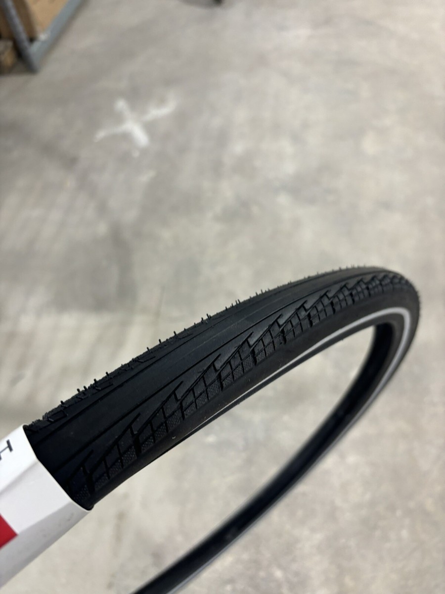 Trek Bontrager H2 Comp Tire 700 x 35c 35-622 599454 Fast Trek Bontrager H2 Comp Tire 700 x 35c 35-622 599454 Fast