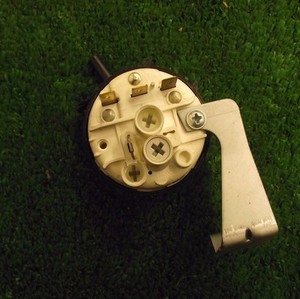 Waschmaschine Whirlpool AWG320WP-4 Druckschalter