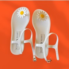 Katy Perry Geli-PVC Daisy Sandals Size 7