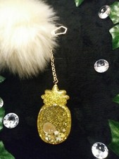 LOOK HANDMADE "POM-APPLE" RESIN SHAKER KEYCHAIN