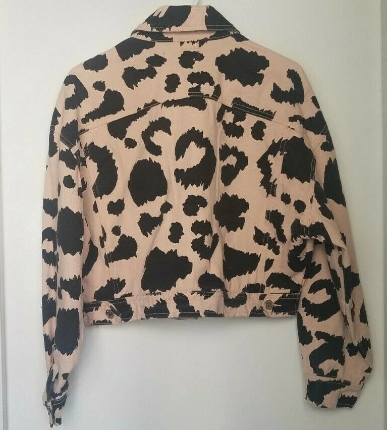 Chaqueta vaquera Missguided rosa negra con estampado animal talla 0 Foto 2 de 4