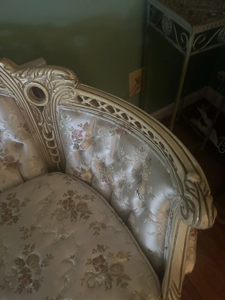 Silla muebles Hollywood Regency. Hermoso y cómodo. Limpio Foto 3 de 4