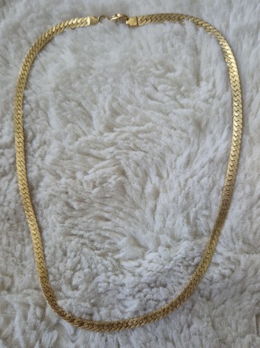 wunderschöne Halskette 50 cm Gold