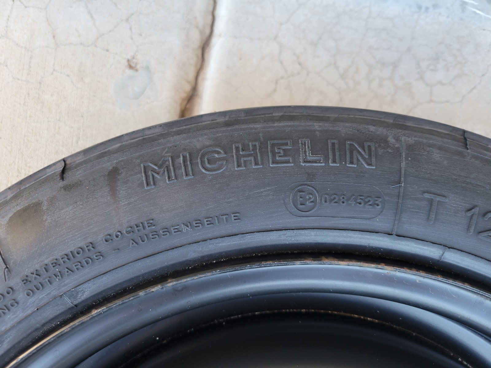 Orginal Michelin 125/70/15 Spare Tire Black Cover Chrysler Maserati TC 89 90 91 