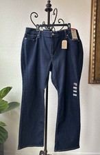 NWT Levi  s Classic Bootcut Mid Rise Blue Woman  s Jeans Size 22W