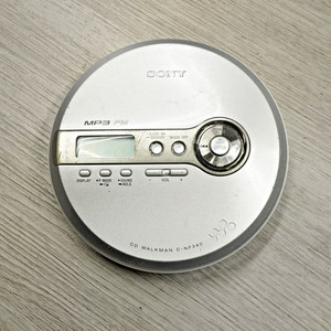 Sony D-NF340 Compact Disc Walkman CD/MP3/FM Radio Tested And Working