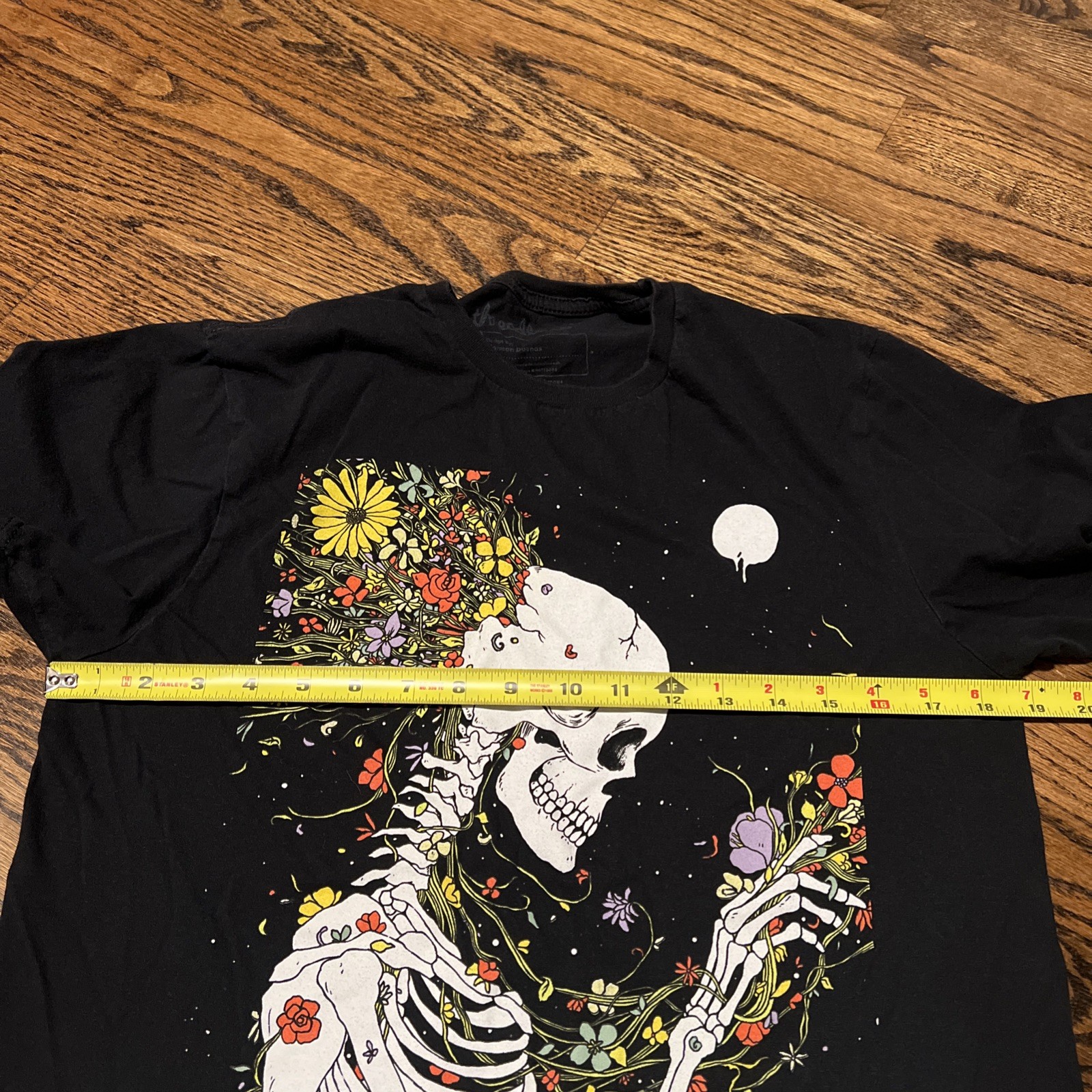 Threadless Shirt Medium Black Skeleton Floral Sho… - image 4