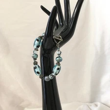 Boho Luxe Boutique Bracelet Brilliant, Shimmery Aqua Bead Artisan w/Heart Toggle