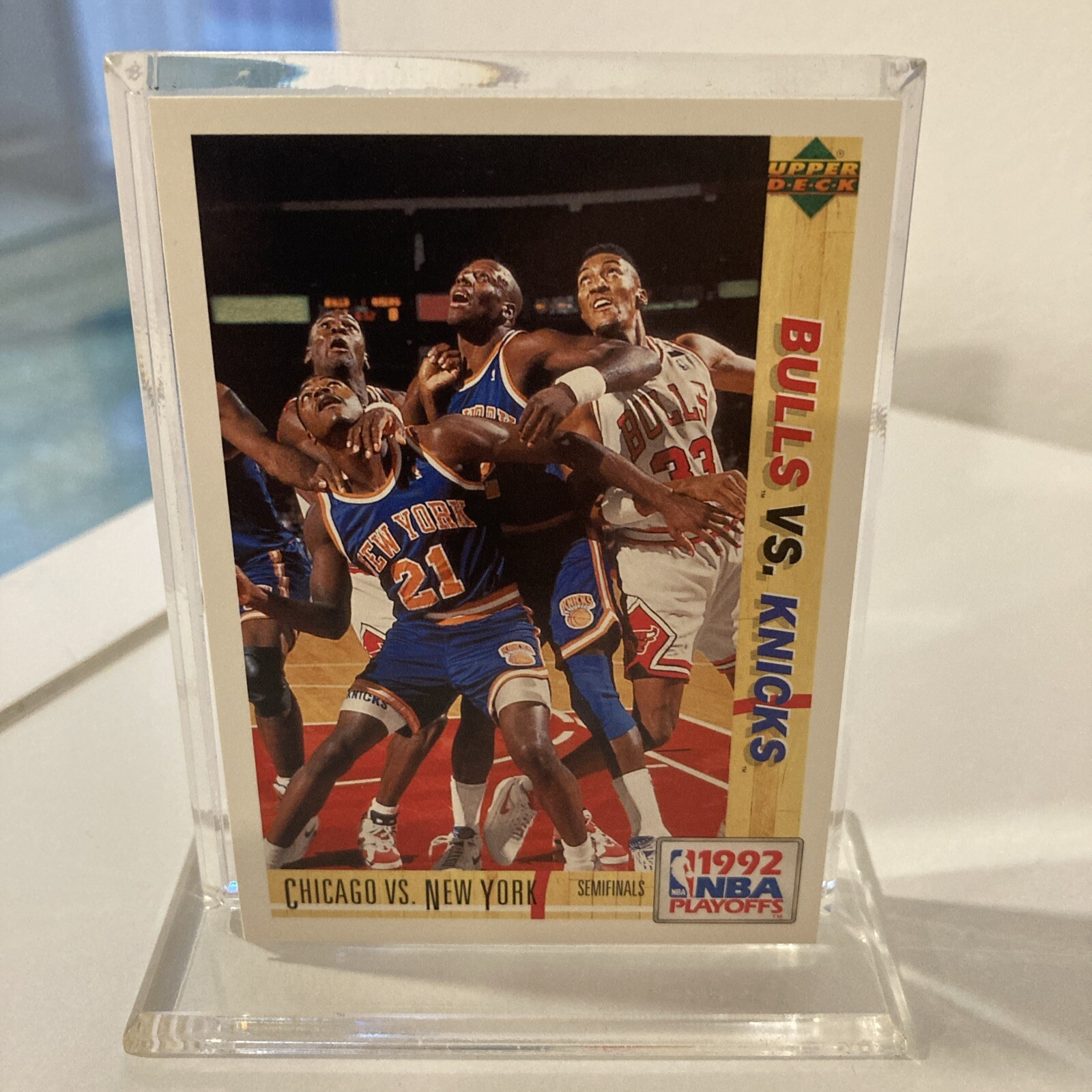 Chicago Bulls vs New York Knicks 1991-92 Upper Deck Spanish #166  Edin Dzeko