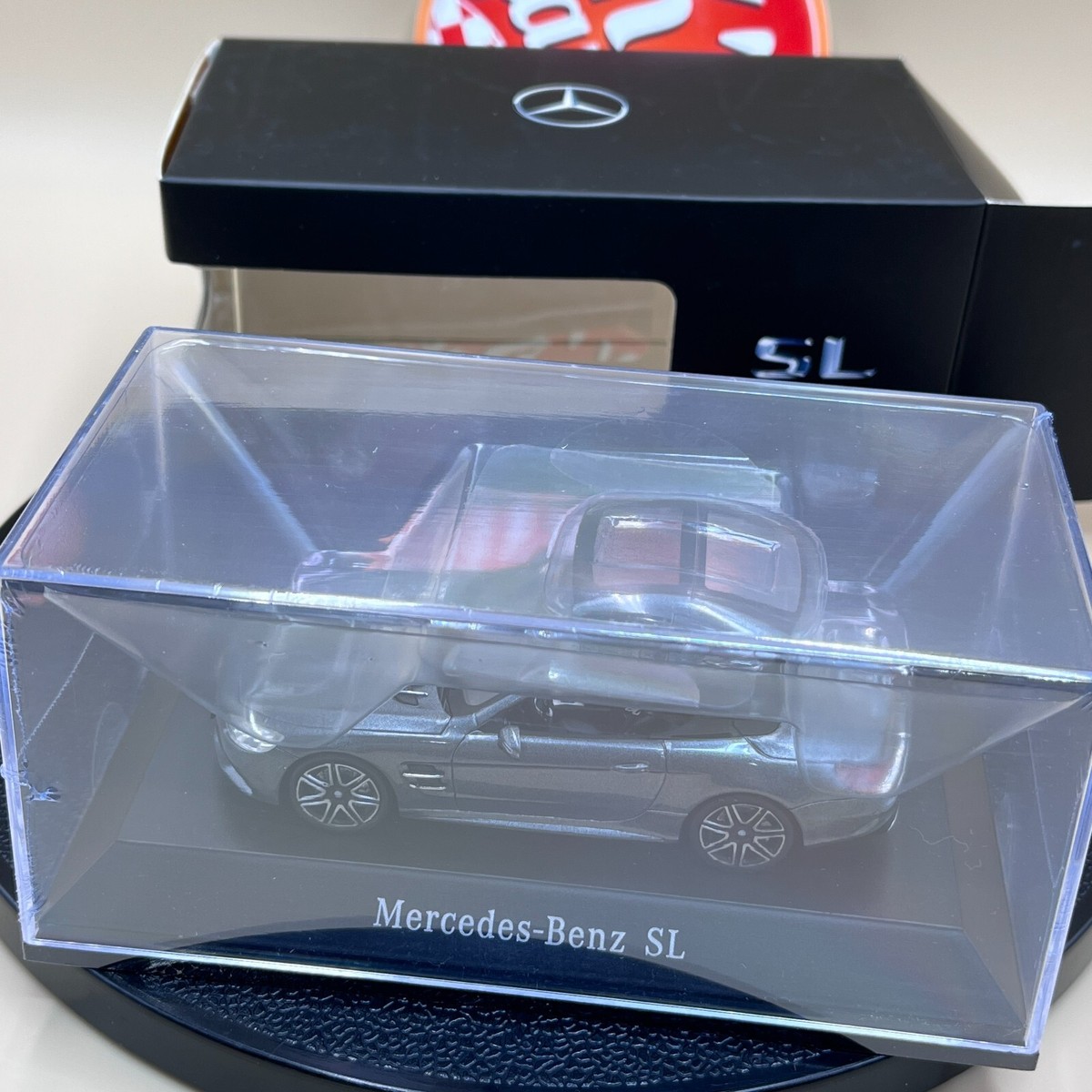 Spark 1/43 Mercedes-Benz SL Roadster R231 B66960532 grey Dealer Ed