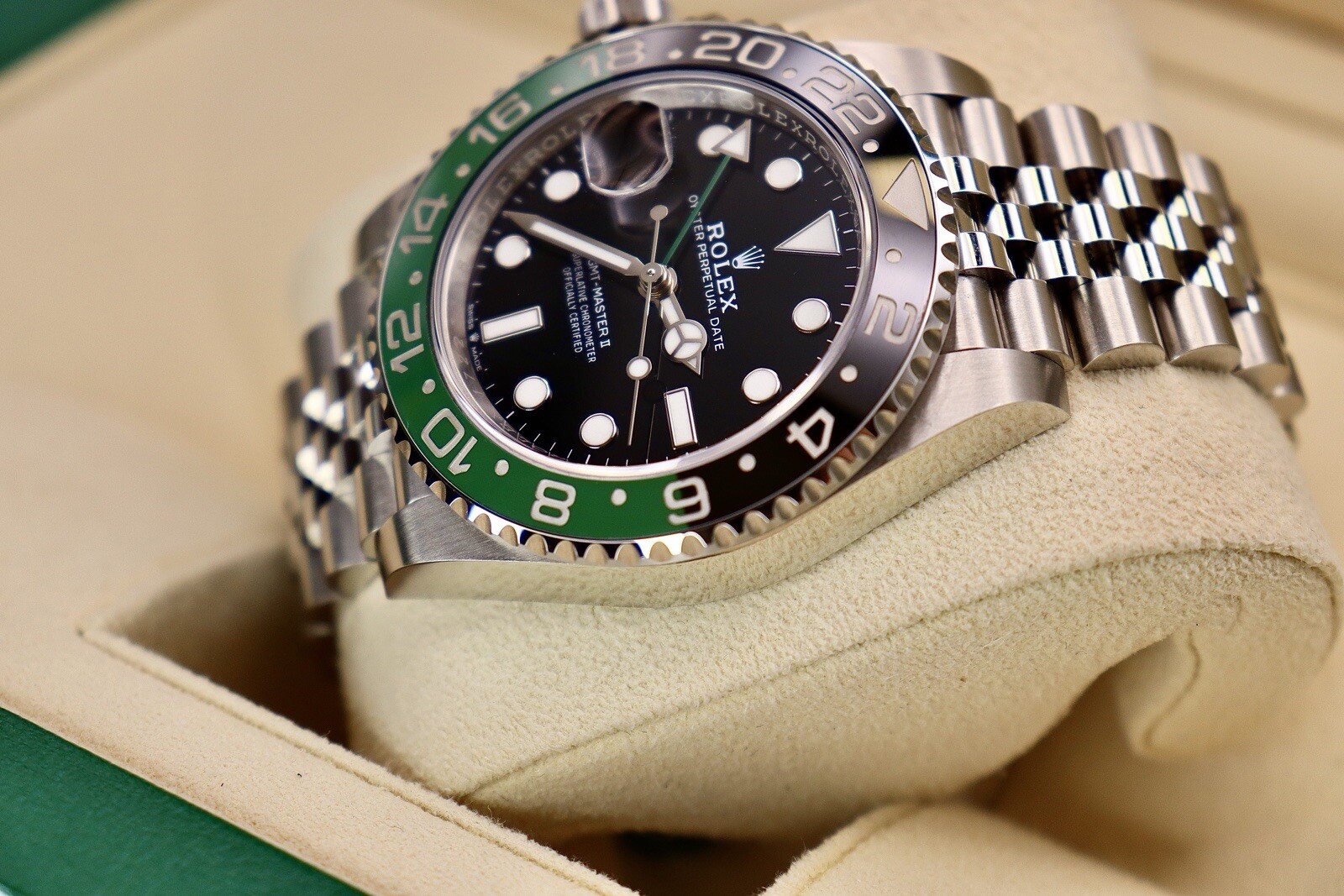 Rolex GMT-Master II - 126720VTNR- Sprite Jubilee 2024 Unworn Full Set image 7