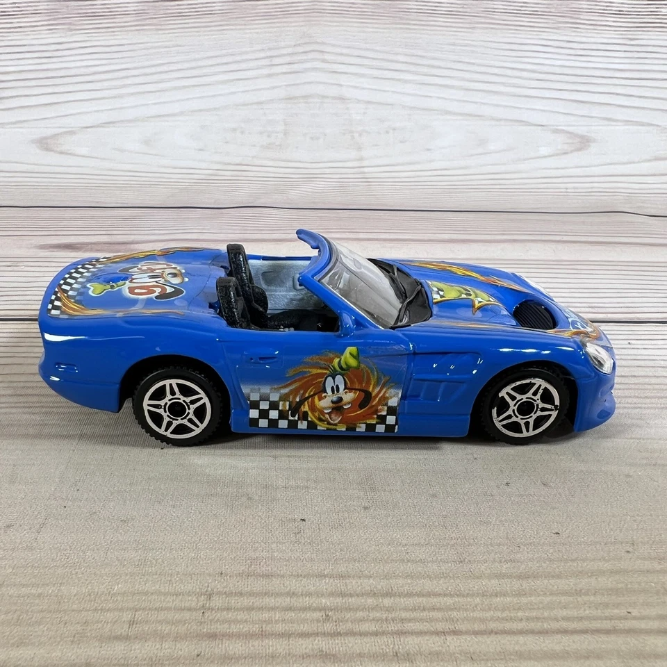 Coches deportivos Burago Disney Die Cast 1/43 Italia 2003 Mickey Goofy Tigger SUN DESHIECHADO Foto 4 de 4