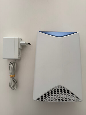 NETGEAR Orbi Pro SRR60 AC3000 Tri-Band Mesh Wi-Fi 5 Router