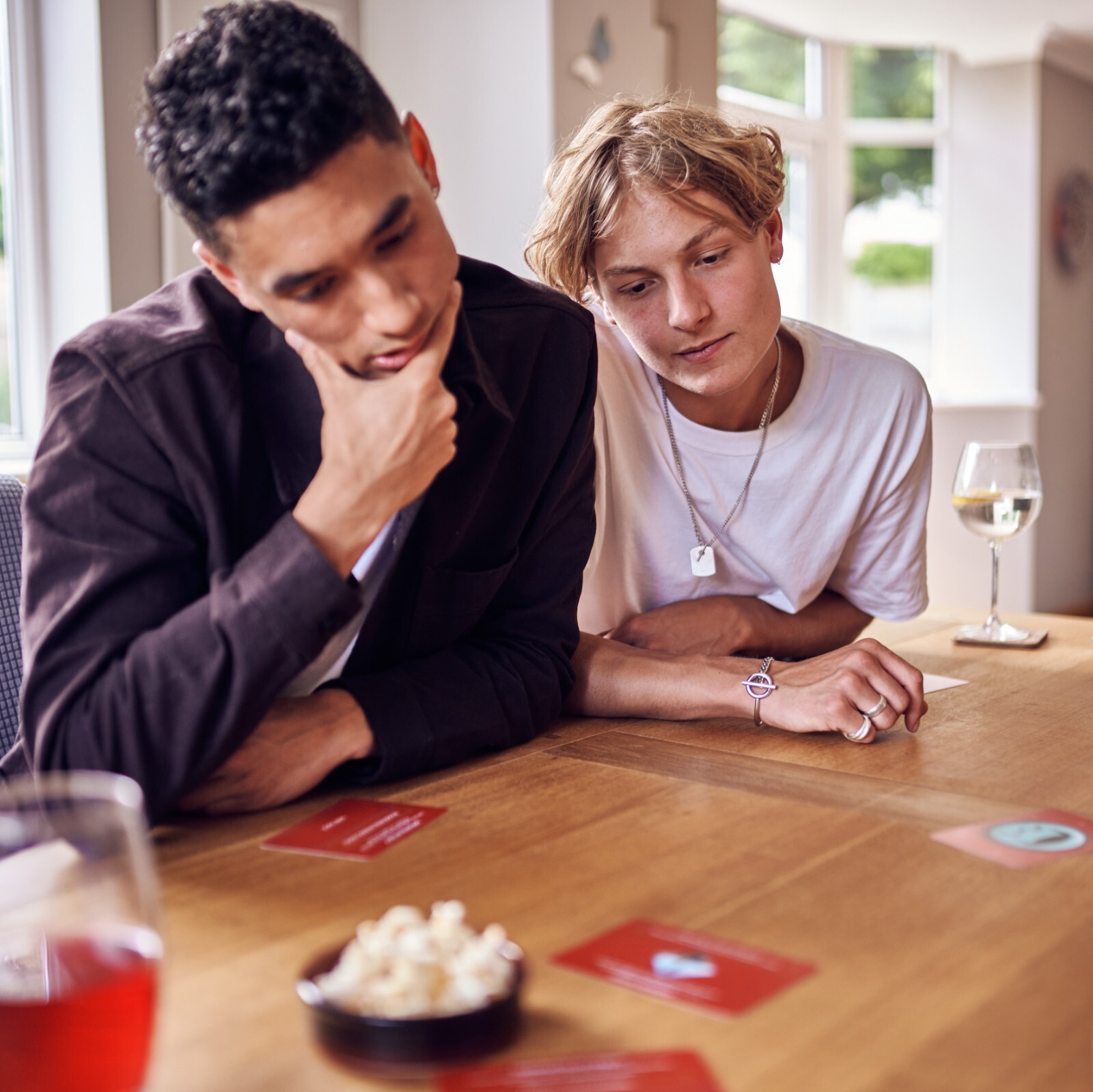 Official Richard Osman House Of Games Special Edition Card Game Travel