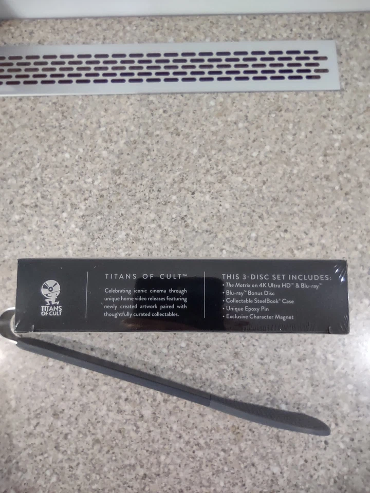 Titans Of Cult ~ The Matrix ~ 4K UHD & 2D LTD Edition Steelbook ~ *New & Sealed* - Image 3 of 3