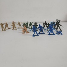 Assorted Army Men Lot Of 25 Green Tan Blue 2" Figures Plastic Some Greenbrier